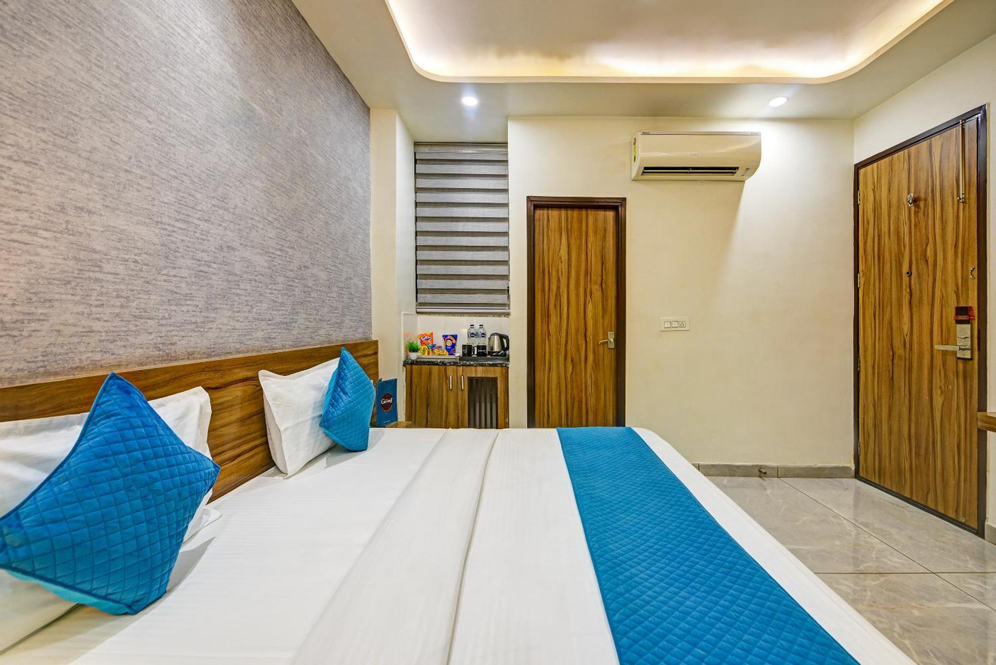Gallivanto Inn Delhi  Bagian luar foto