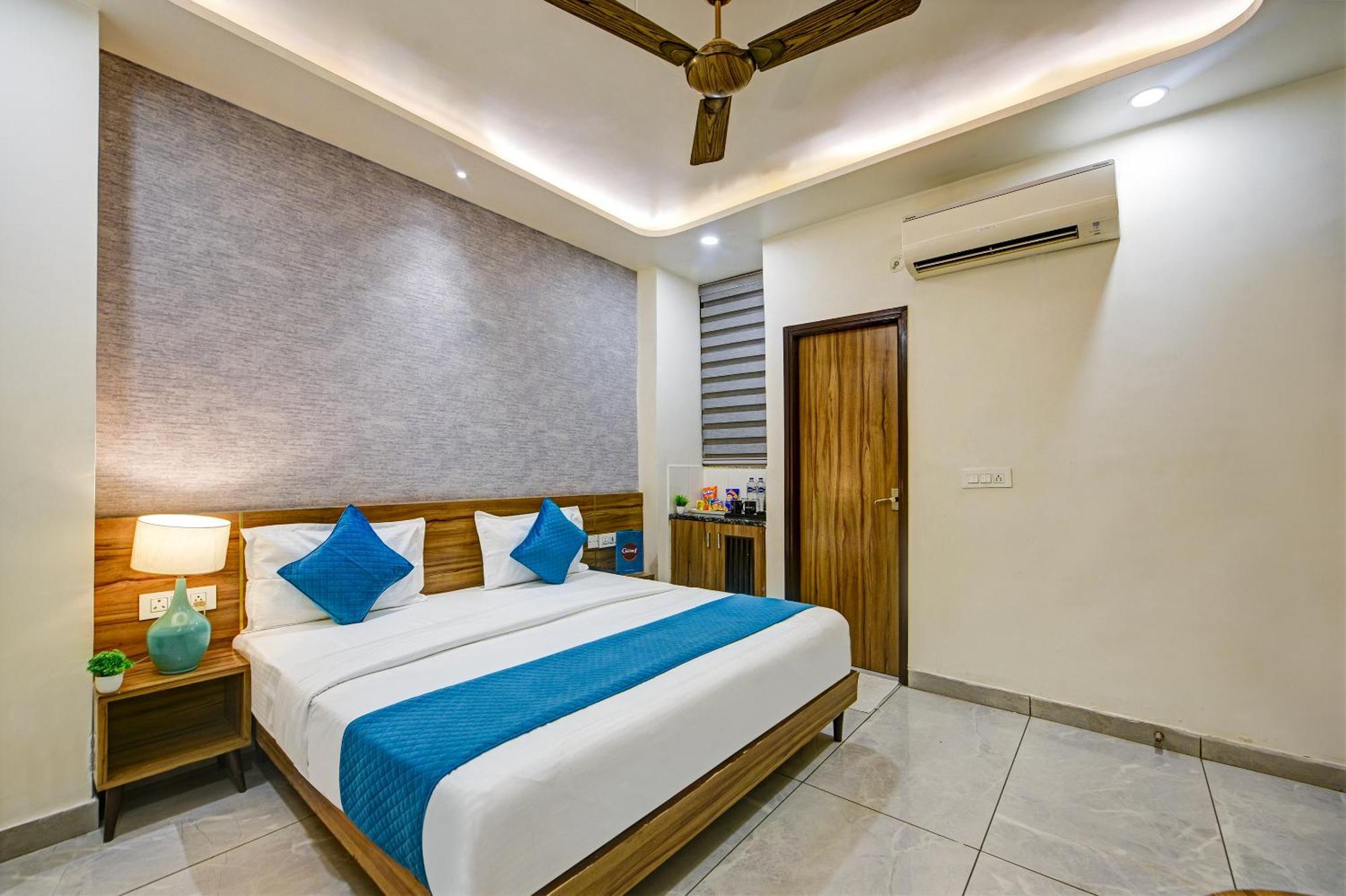 Gallivanto Inn Delhi  Bagian luar foto