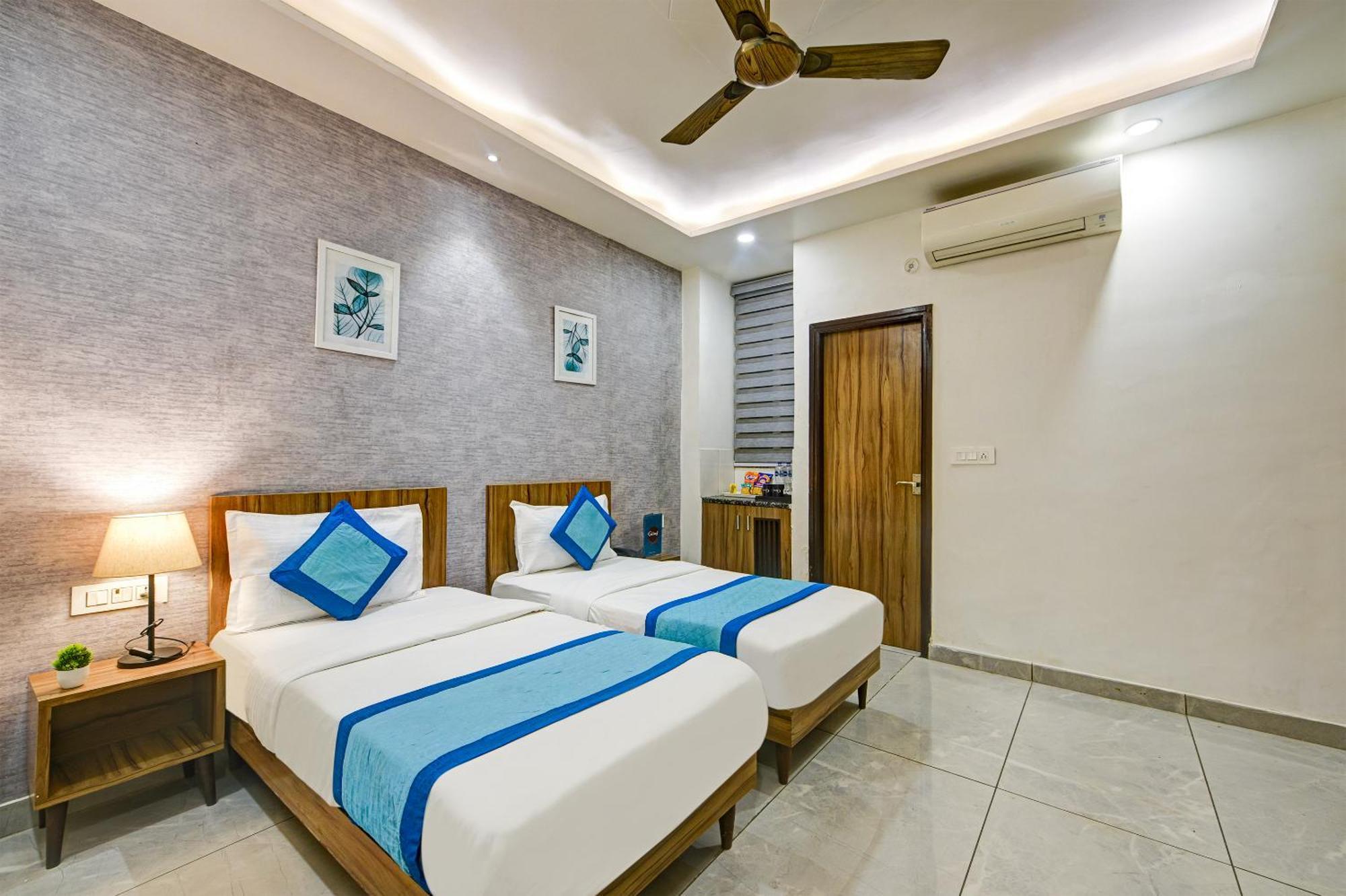 Gallivanto Inn Delhi  Bagian luar foto