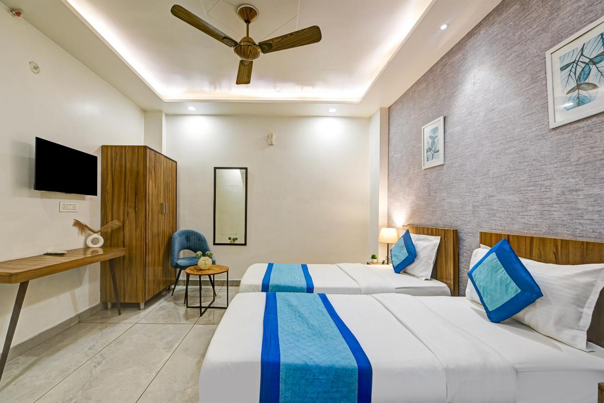 Gallivanto Inn Delhi  Bagian luar foto