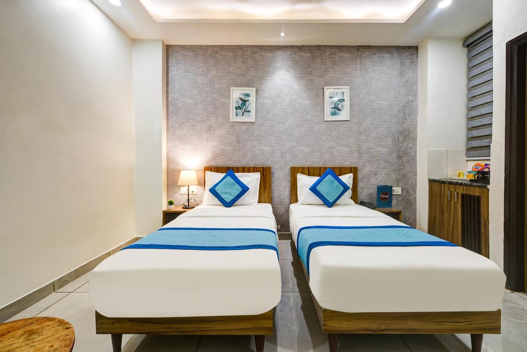 Gallivanto Inn Delhi  Bagian luar foto