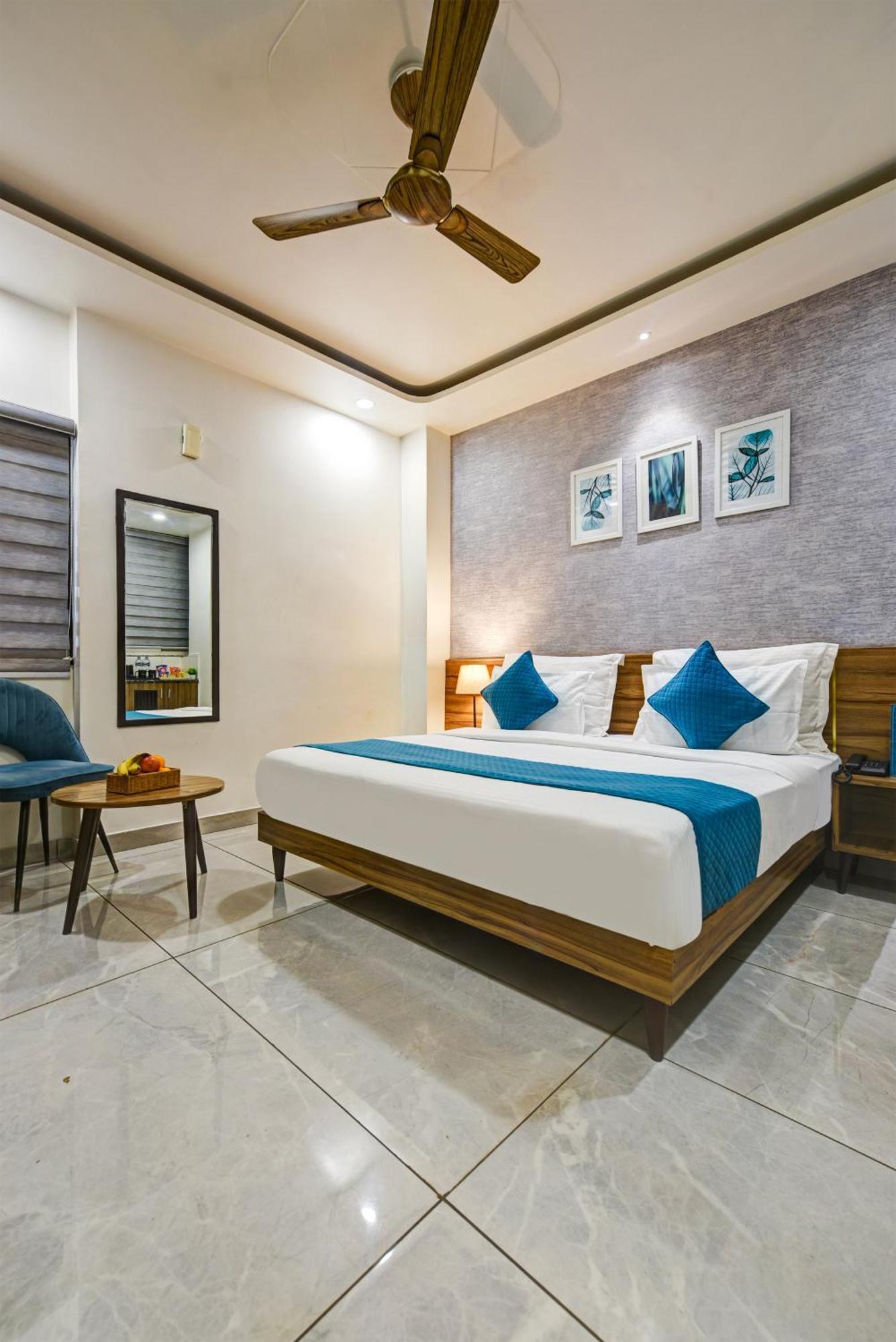 Gallivanto Inn Delhi  Bagian luar foto